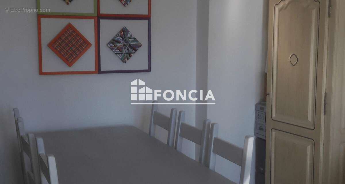 Appartement à SIX-FOURS-LES-PLAGES