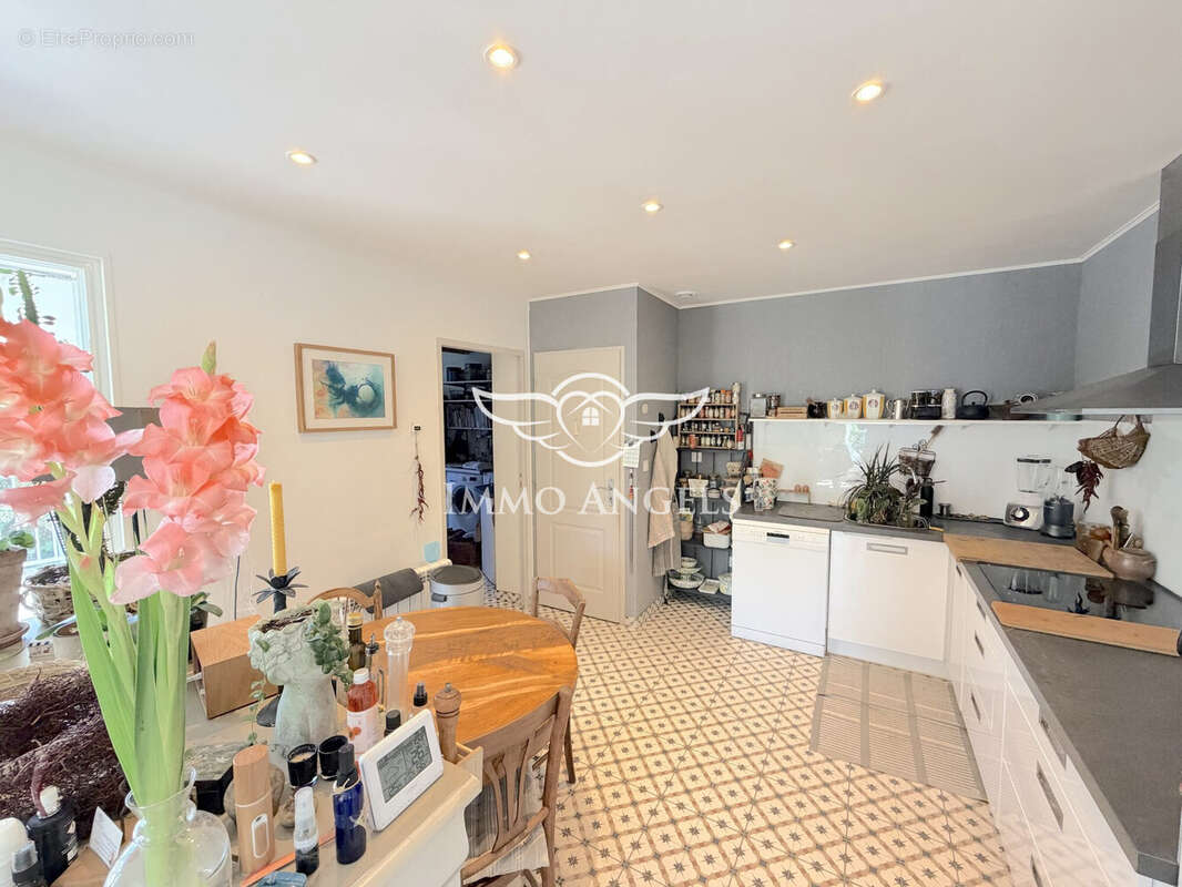 Maison 157 m² à Meschers-Sur-Gironde  - photo 7