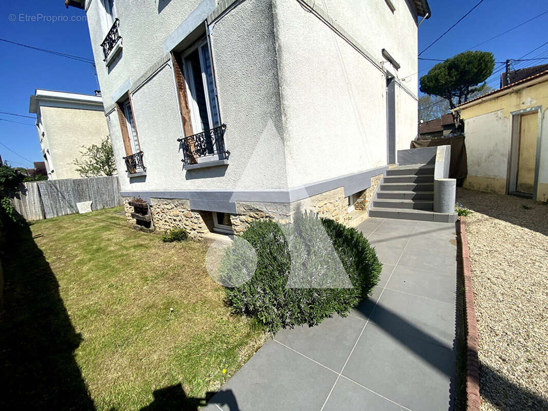 Appartement à RIS-ORANGIS