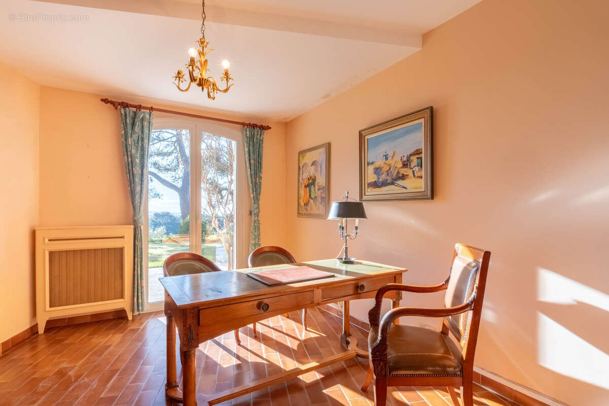 Maison à BEAUMES-DE-VENISE