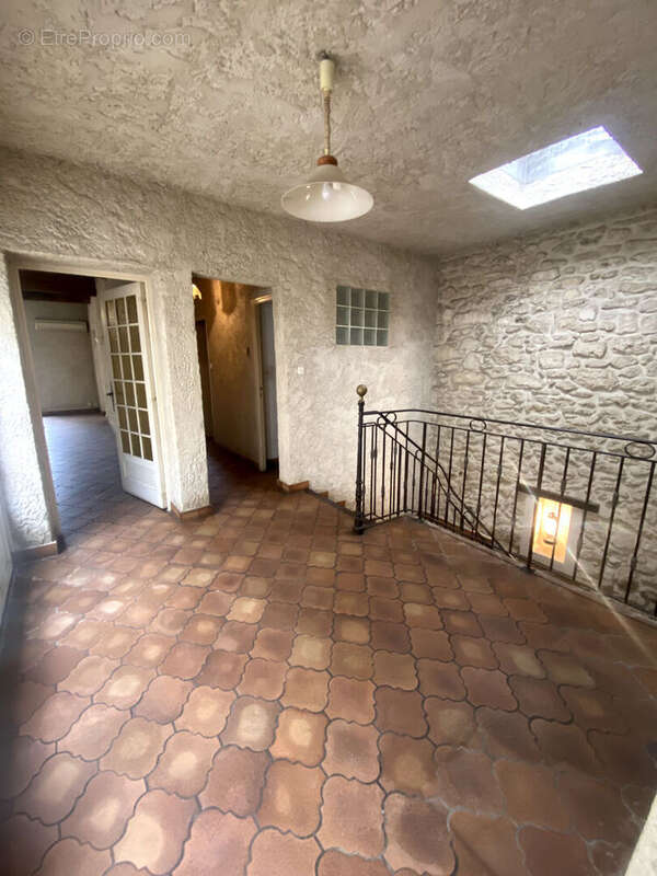 Maison à SAINT-GILLES