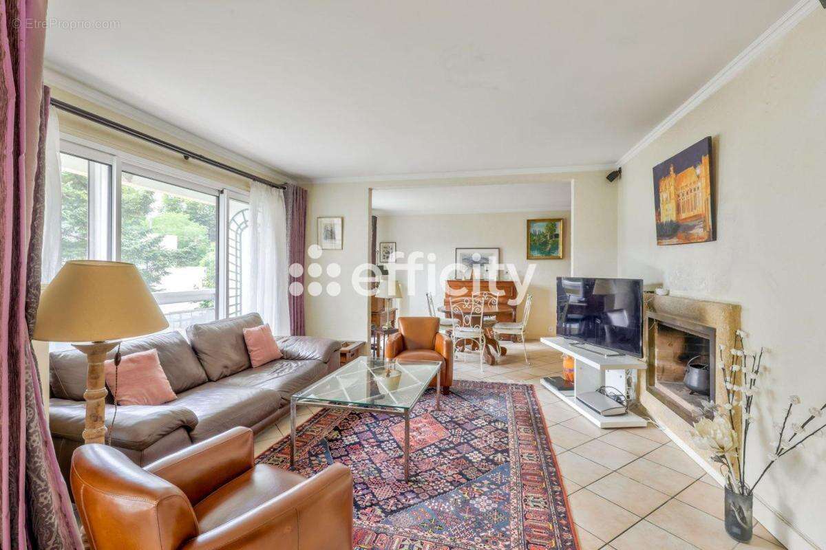 Appartement à BAILLY