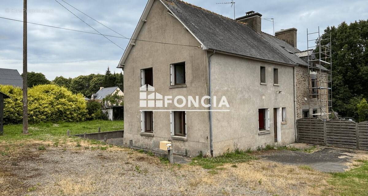 Maison à EPINIAC