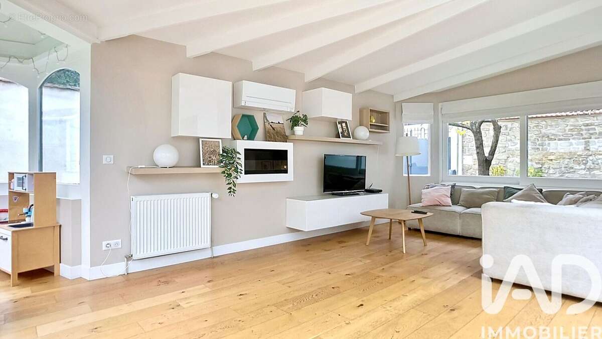 Photo 4 - Maison à NANTERRE