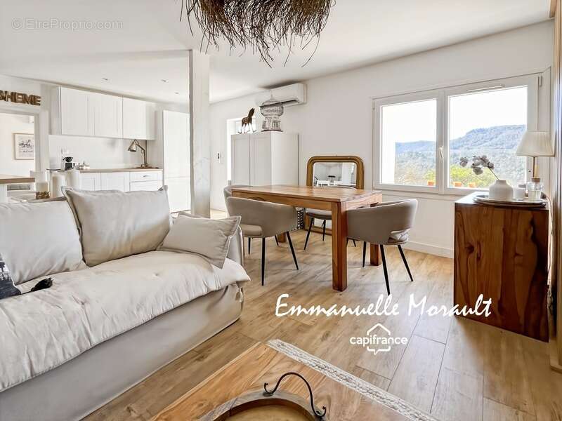 Maison à BAGNOLS-EN-FORET