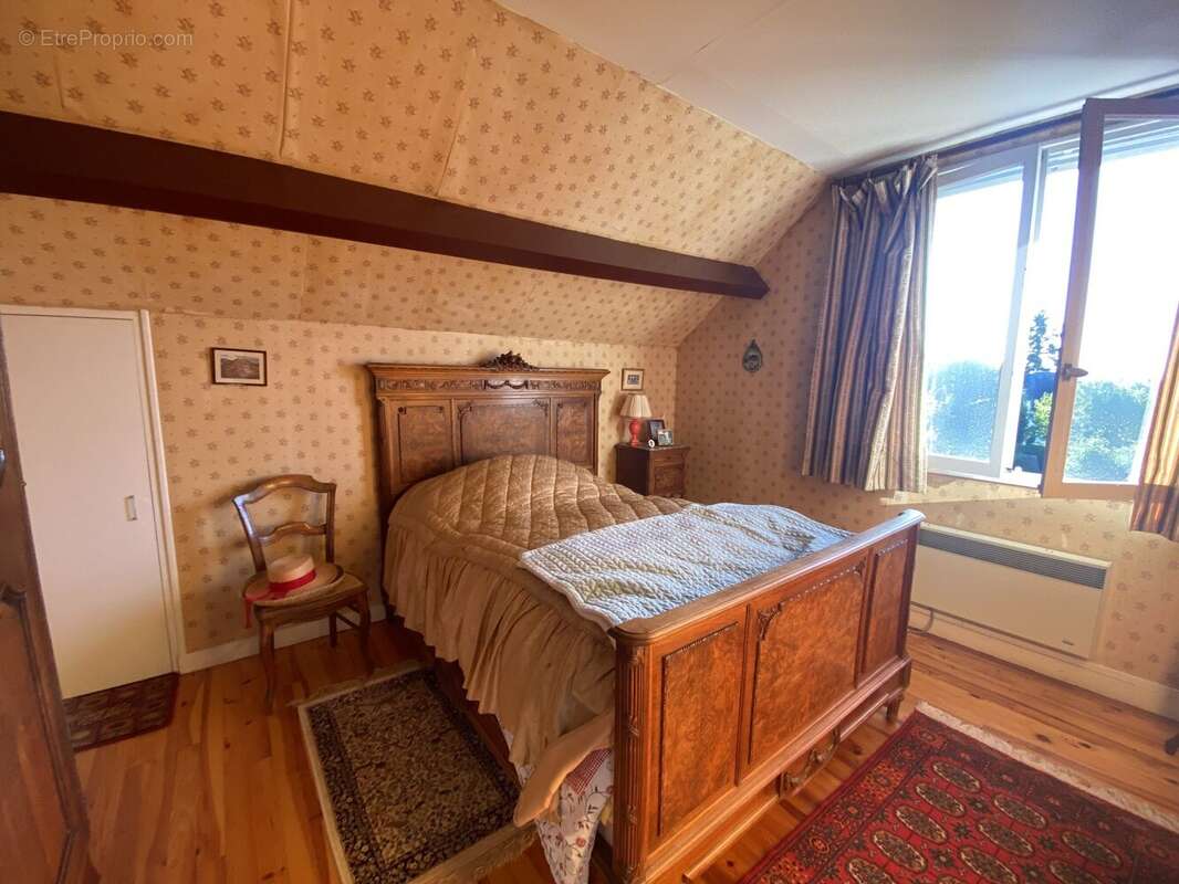Maison à BELLEGARDE