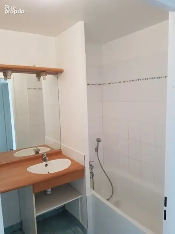 Appartement fort potentiel proche ligne 14 - photo 7