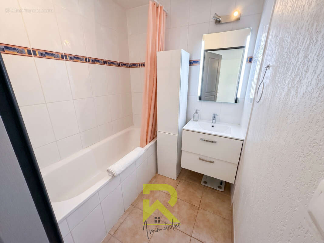 EXCLUSIVITE - AGDE, Appartement T3 en Rez-de-jardin avec place de stationnement - photo 5