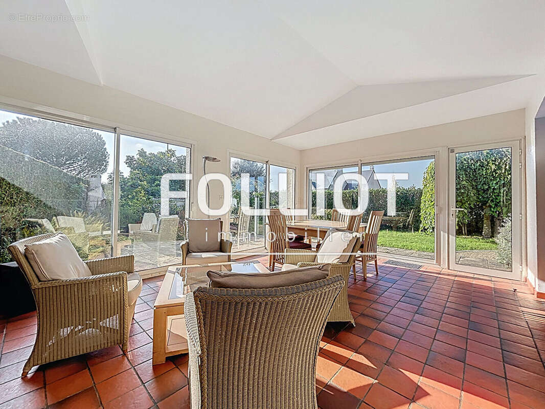 Maison à JULLOUVILLE