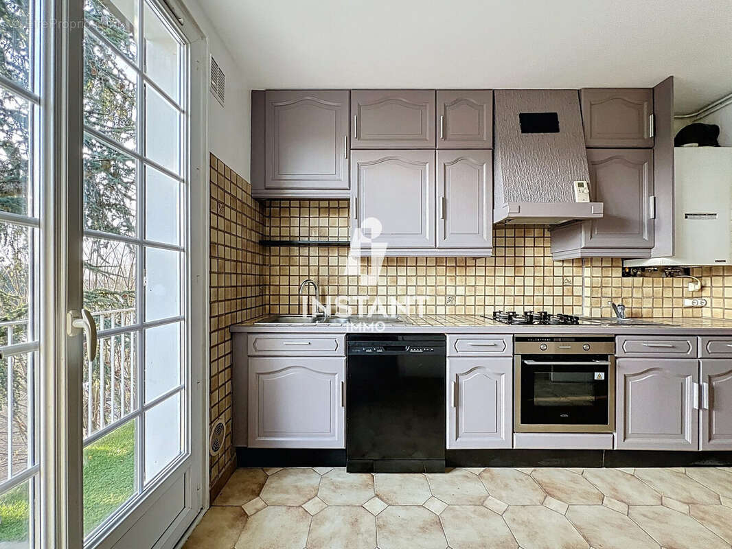 Appartement à SAVIGNY-SUR-ORGE