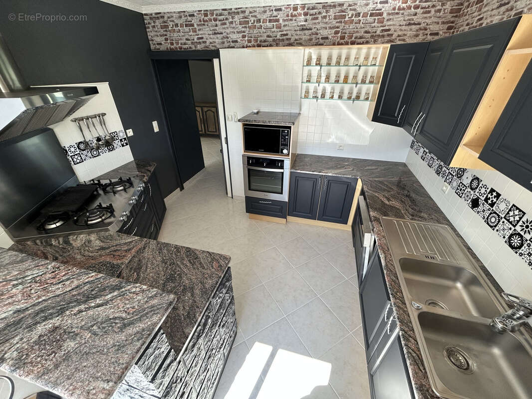 Maison à SAINTE-FEREOLE