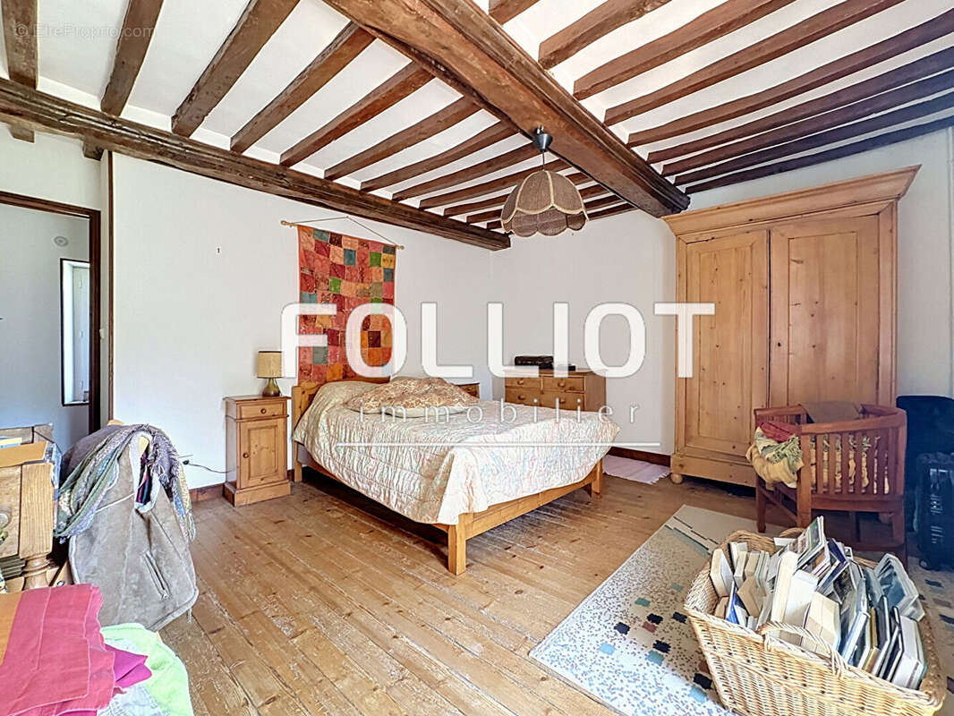 A VENDRE Maison de charme du XVIIIe siècle à Ponts sur Seulles - photo 10