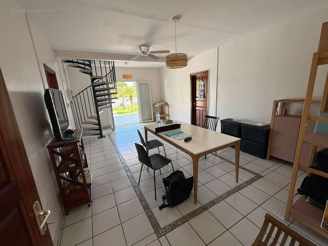 Maison à SAINT-BENOIT