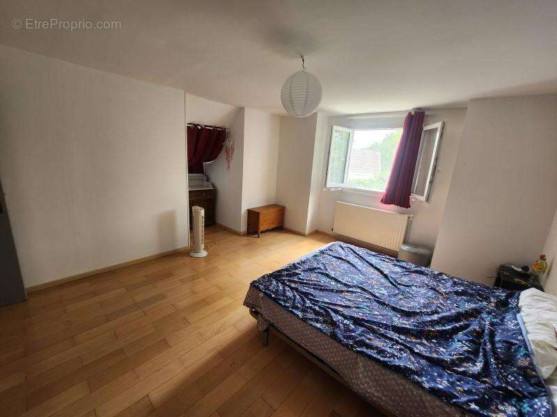 Maison à VILLERS-COTTERETS