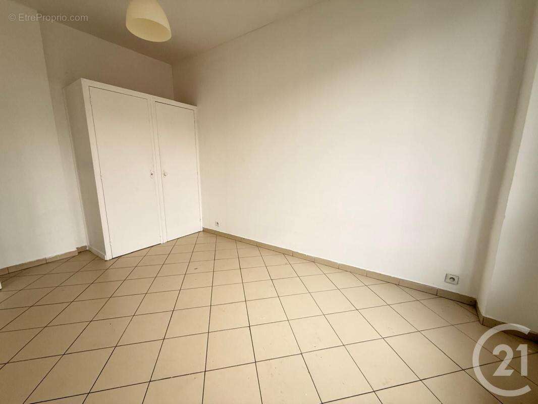 Appartement à FONTENAY-SOUS-BOIS