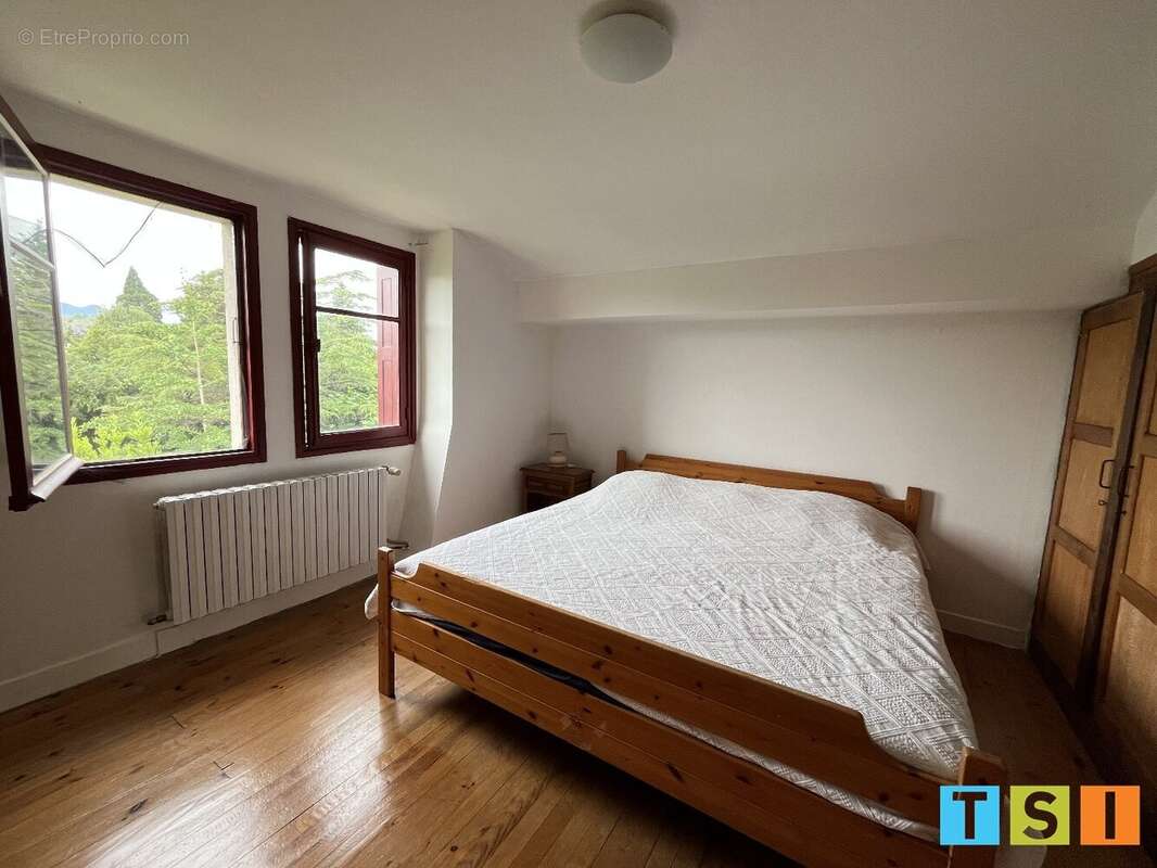 Maison à MONTREJEAU