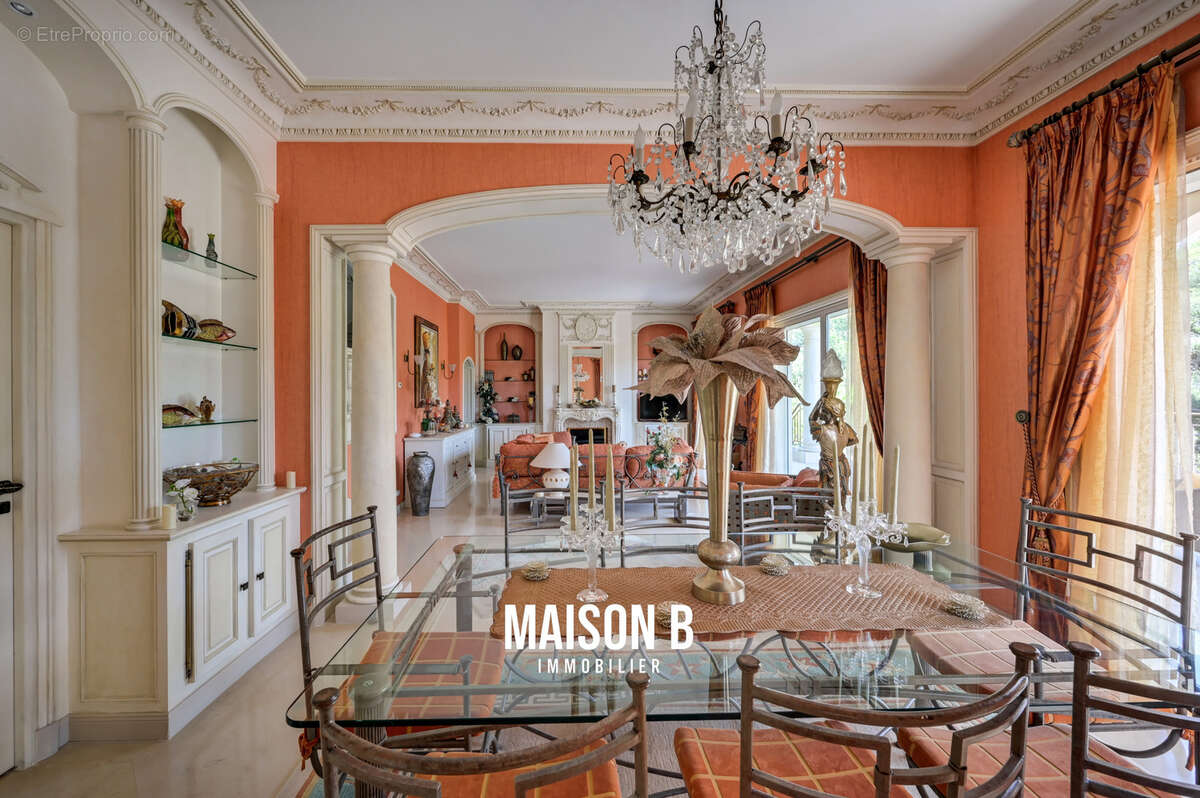 Maison à ROQUEVAIRE