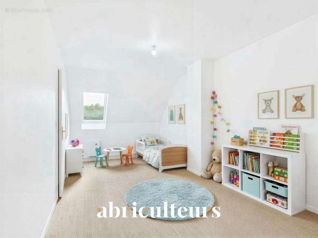 Maison à AVILLY-SAINT-LEONARD