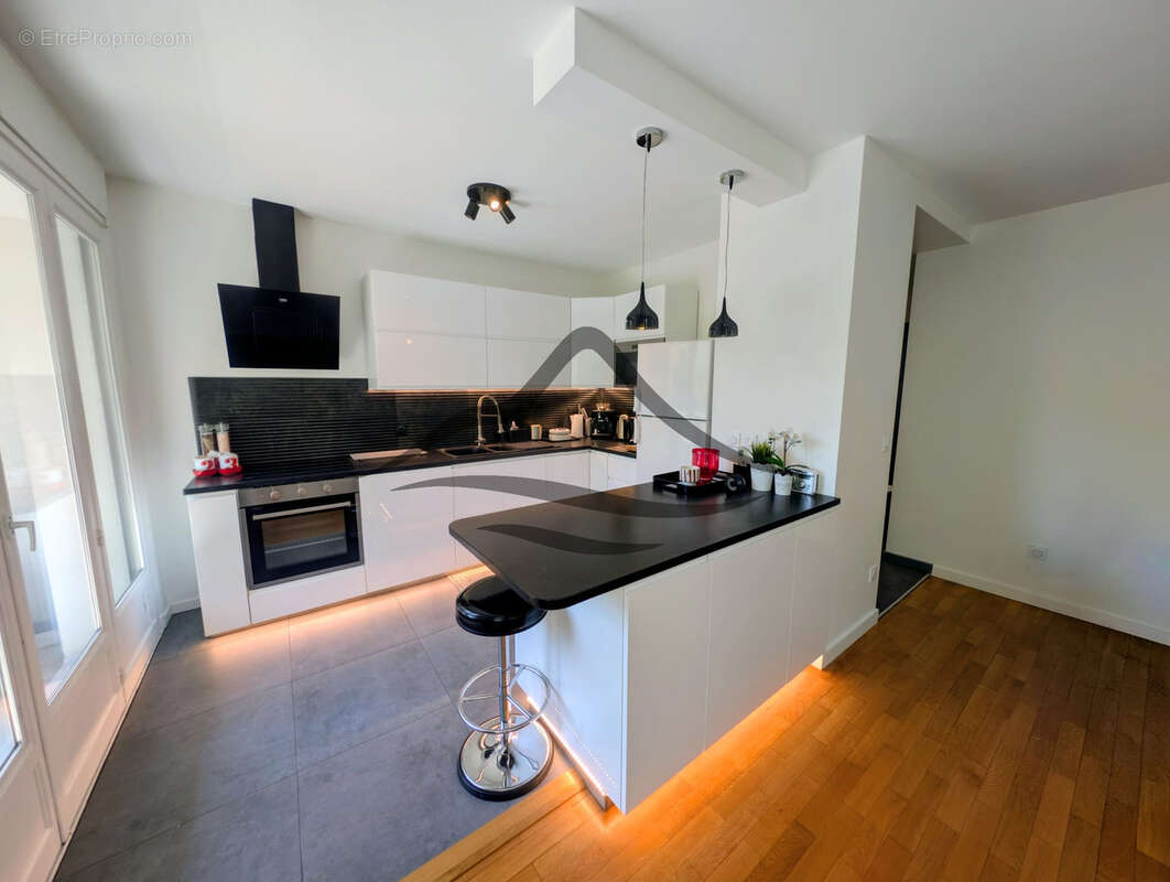À VENDRE   Appartement T2 de 50 m2 entièrement rénové   Chambéry - photo 4