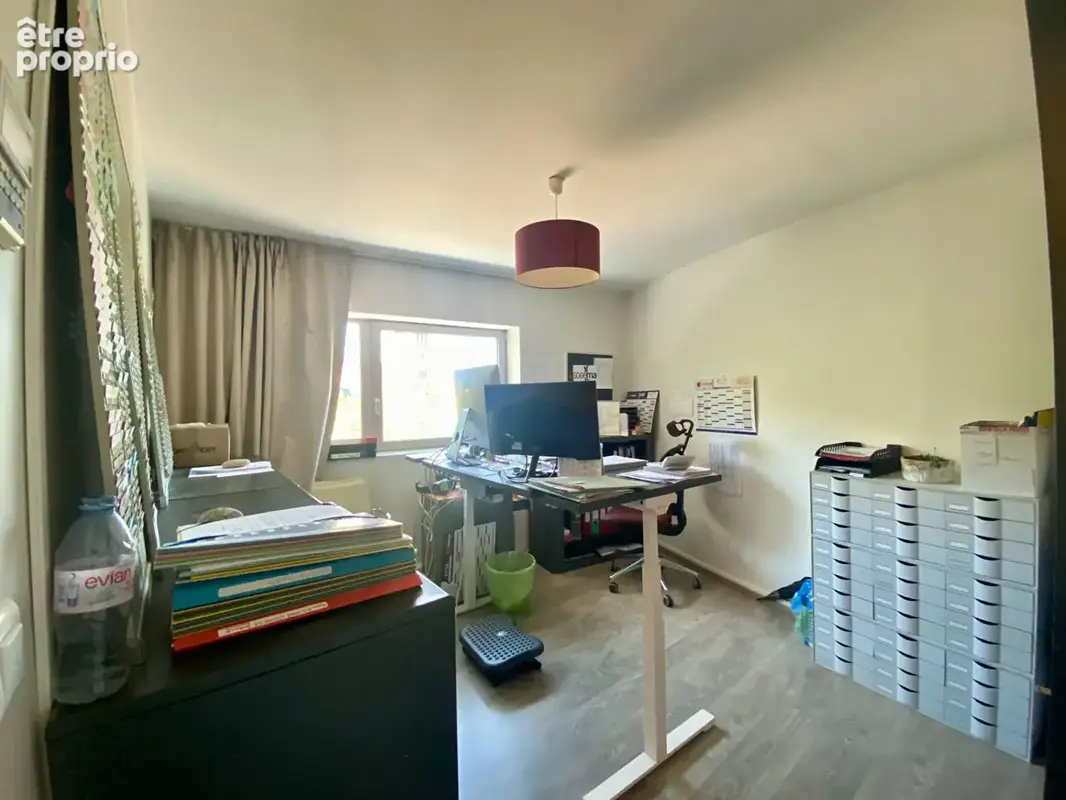 Centre-ville de Millau  Duplex professionnel avec locataire en place - photo 5