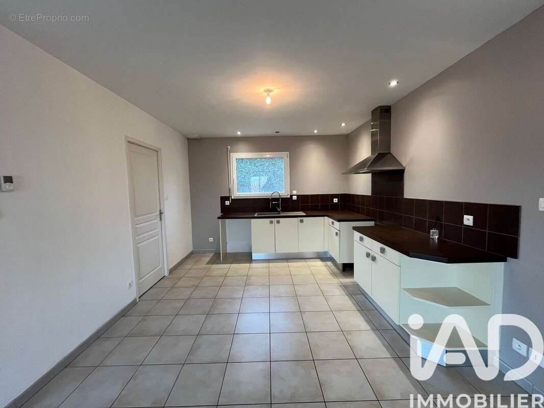 Maison 102 m² à Laize  - photo 4