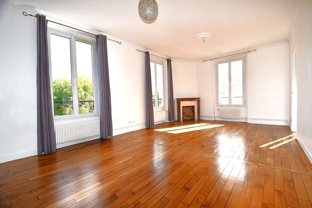 Appartement situé sur le bas CHATOU 4 pièces de 80 m2 au sol - photo 4