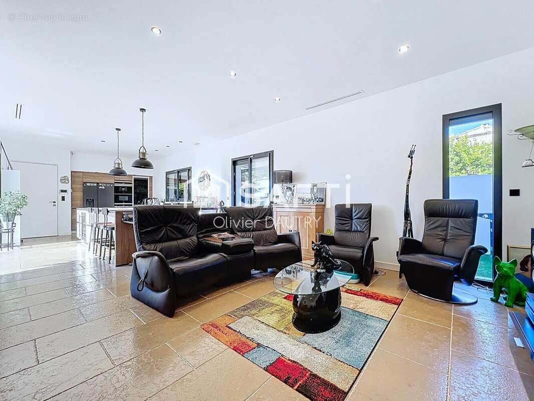 Photo 7 - Maison à JUVIGNAC