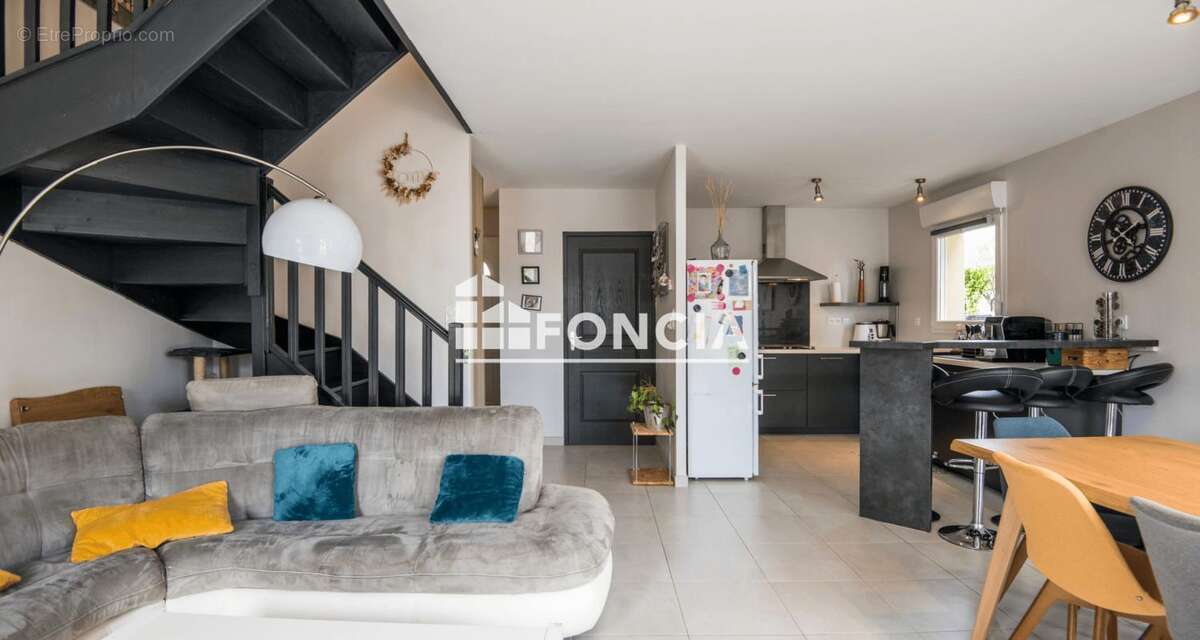 Maison à BOZOULS