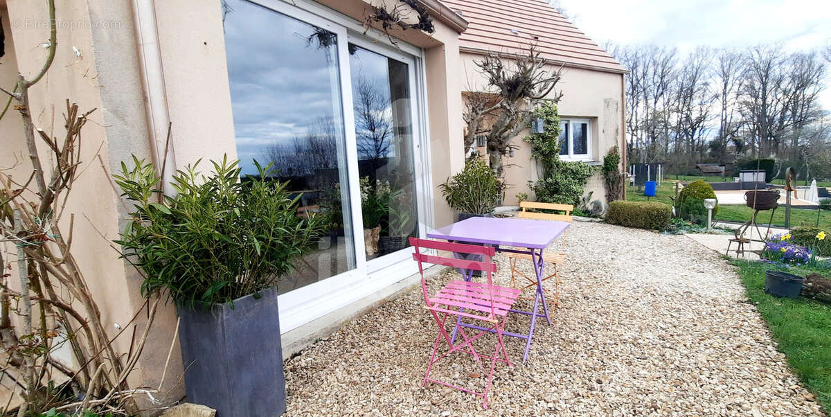 Maison à VILLEFARGEAU