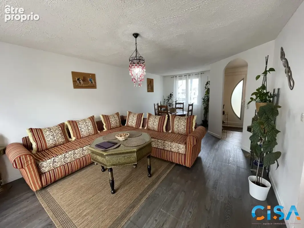 Maison 5 pièces 86 m² à vendre à Nogent-Sur-Oise (60180) - photo 2