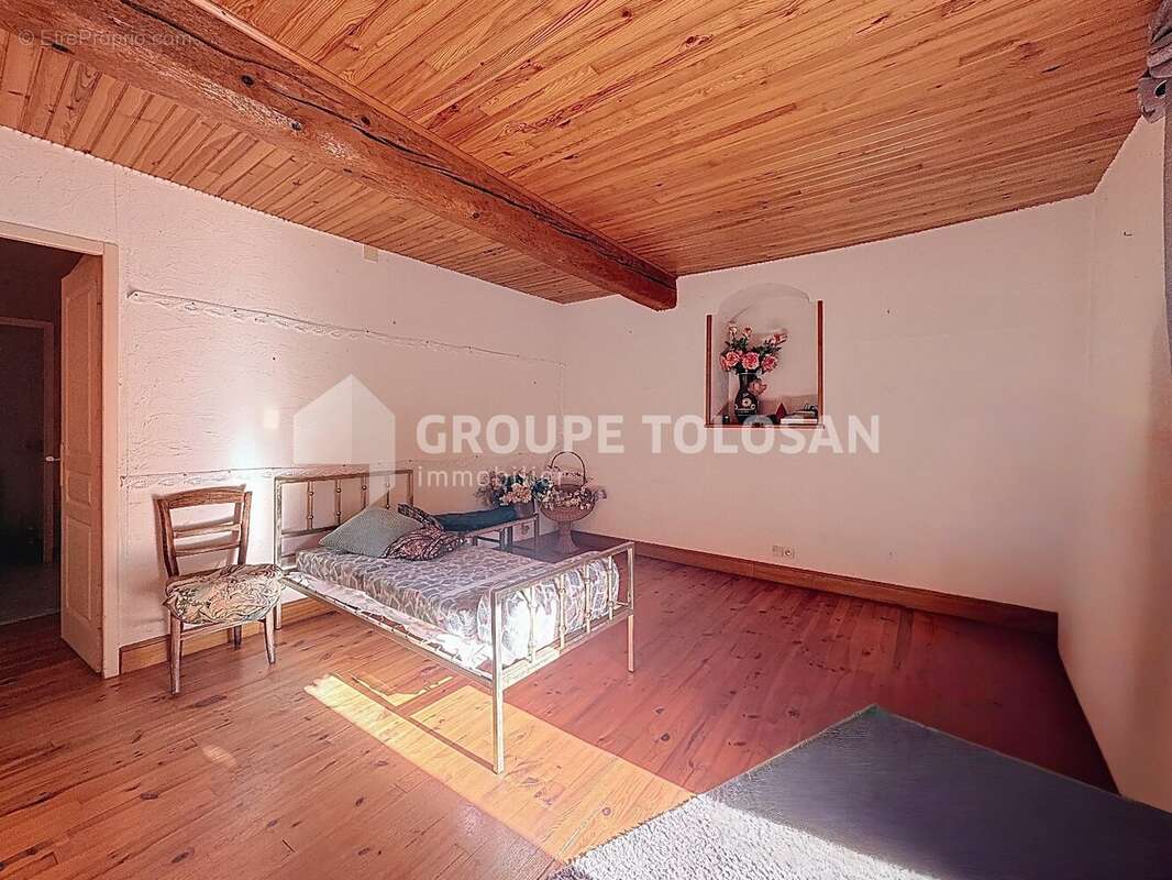 Longère avec piscine à lempaut - photo 13