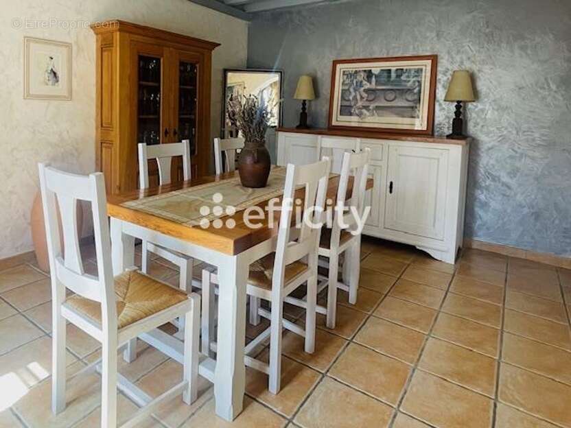 Maison à SALAISE-SUR-SANNE