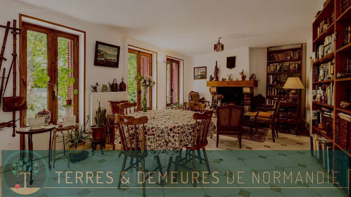 Jolie maison nichée dans un coin de verdure, au coeur du Tréport, Normandie 76. - photo 4