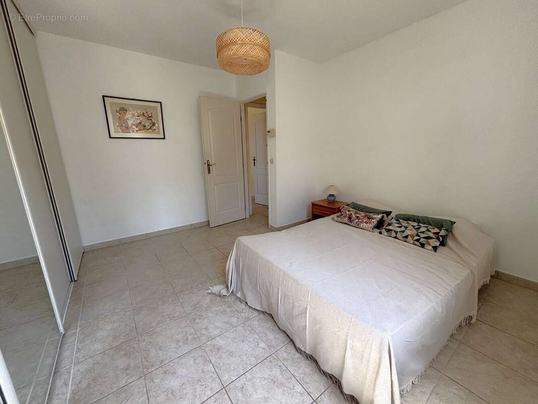Draguignan villa plain pied t5 132 m2  3 chambres piscine garages - photo 12