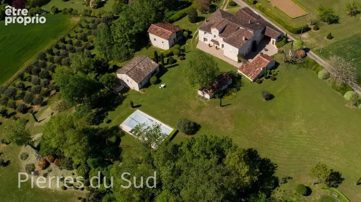 Propriété d ´Exception - photo 2