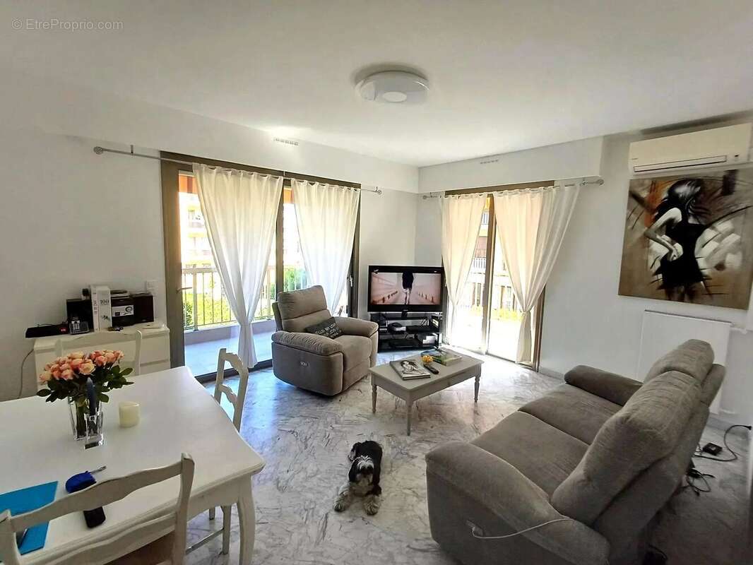 Appartement à BEAULIEU-SUR-MER