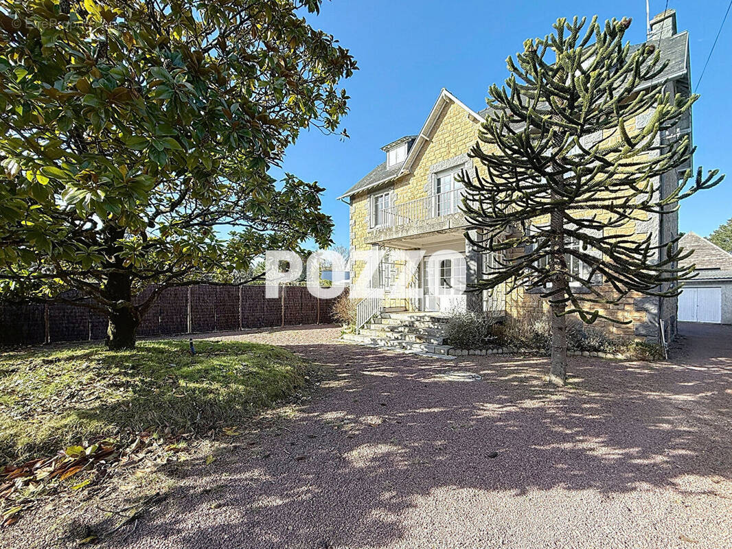 Maison à JULLOUVILLE