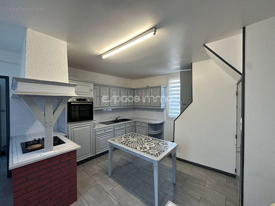 Maison à DEVILLE-LES-ROUEN