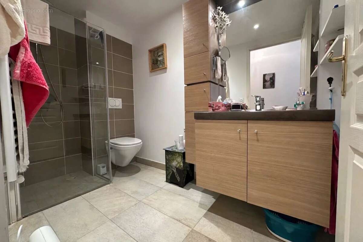 Appartement à AIX-LES-BAINS