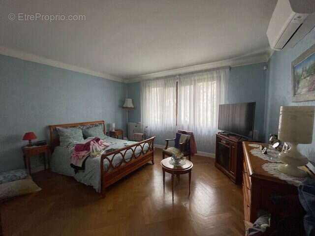 Maison à LE BLANC-MESNIL