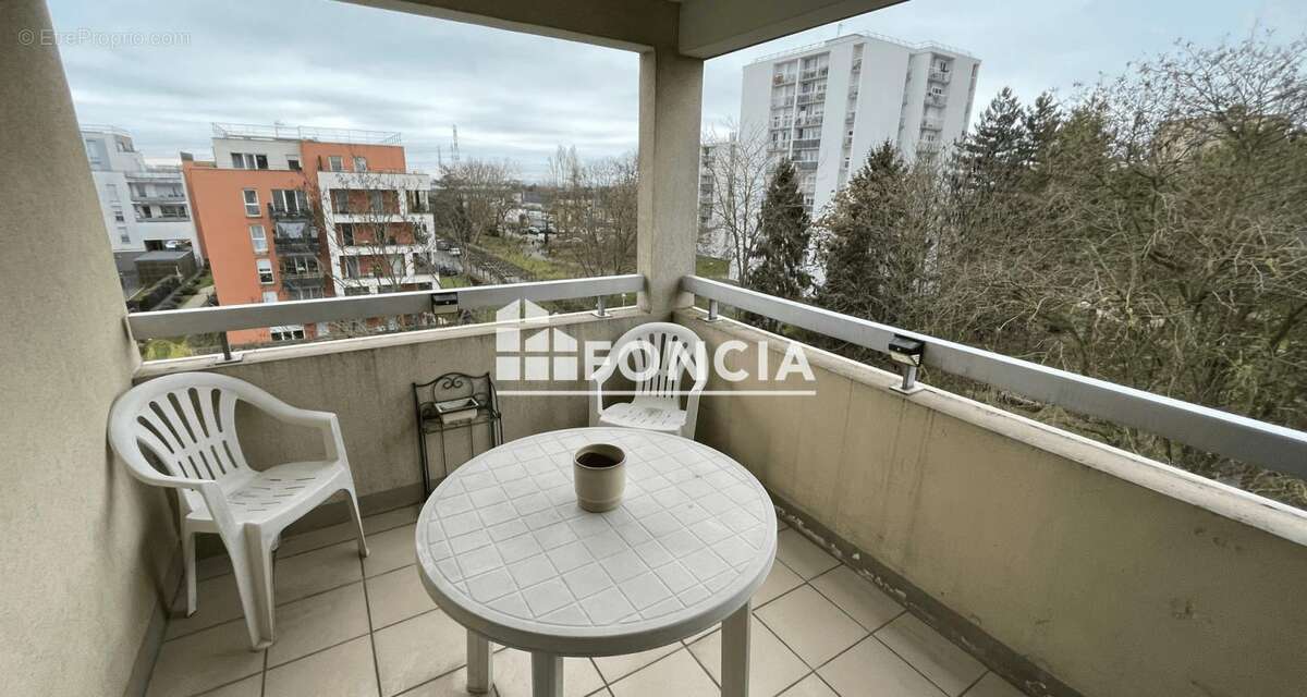 Appartement à VILLIERS-LE-BEL