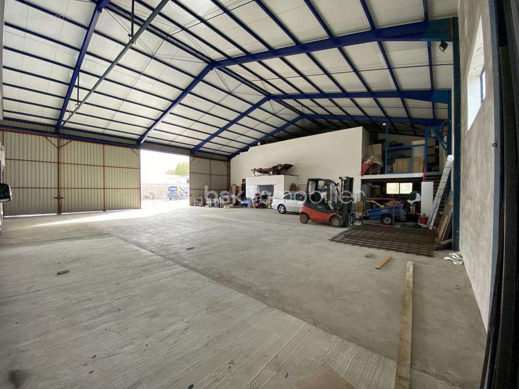 Commerce à CARCASSONNE