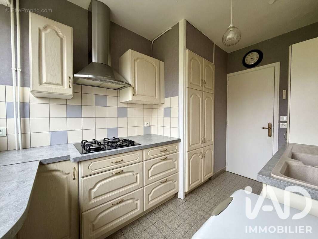 Appartement 56 m² à Besancon  - photo 6