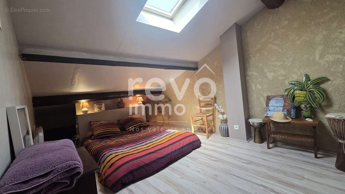 ST PARGOIRE: Belle vigneronne 177 m² hab. en parfait état avec 2 terrasses et grand garage - photo 15