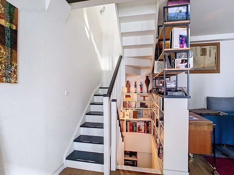 Appartement à PARIS-20E