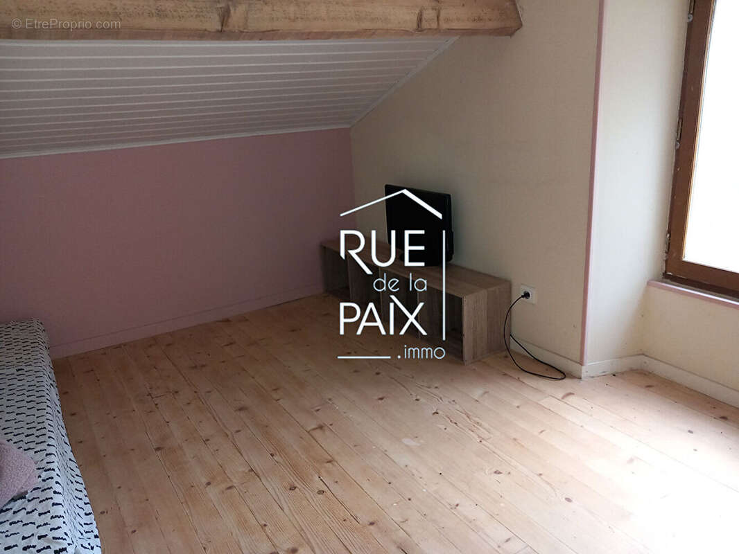 Maison à SAINT-LOUP-LAMAIRE