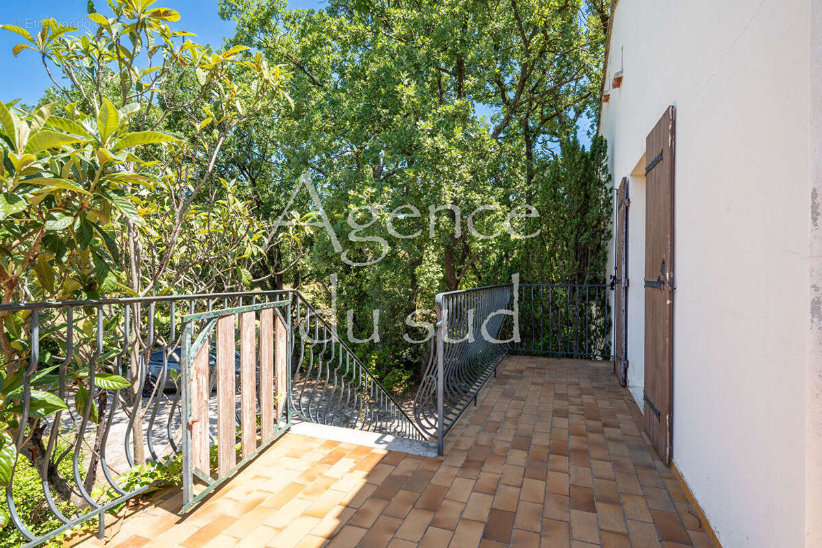 Appartement Belcodene 2 pièce(s) 46.99 m2 - photo 8