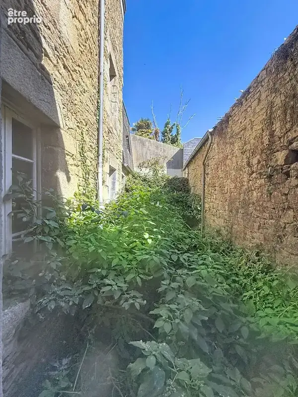A vendre maison et local commercial avec exterieur centre ville quimper historique - photo 14