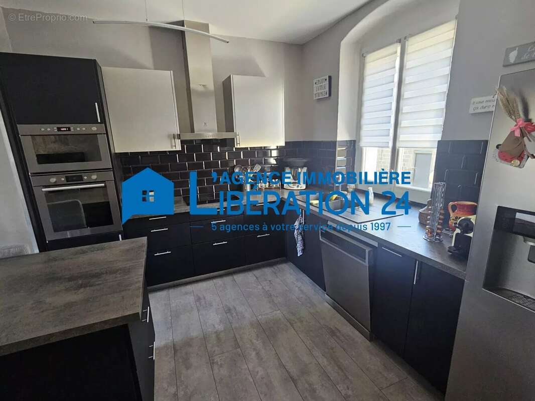 Maison à SAINT-PAUL-EN-JAREZ