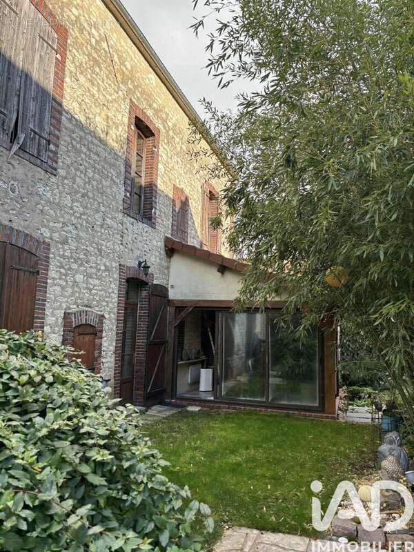 Photo 2 - Maison à CHICHERY